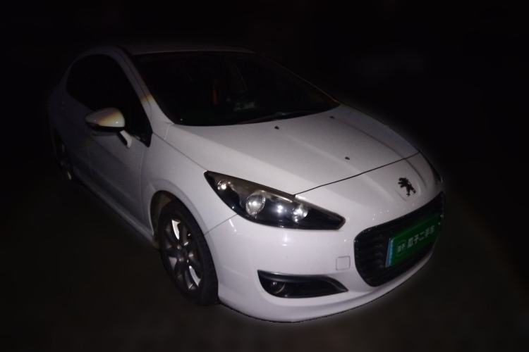 Used Peugeot 308 2013 1.6L Manual YouShang Model Front Right 45 Deg