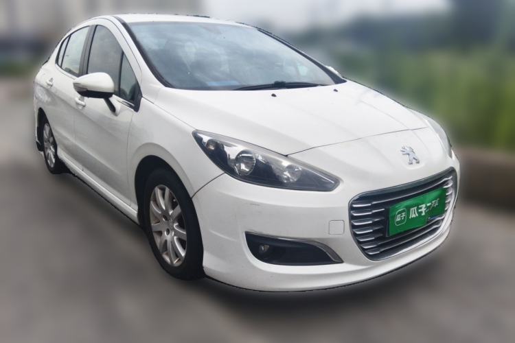 Used Peugeot 308 2013 1.6L Manual YouShang Model Front Right 45 Deg