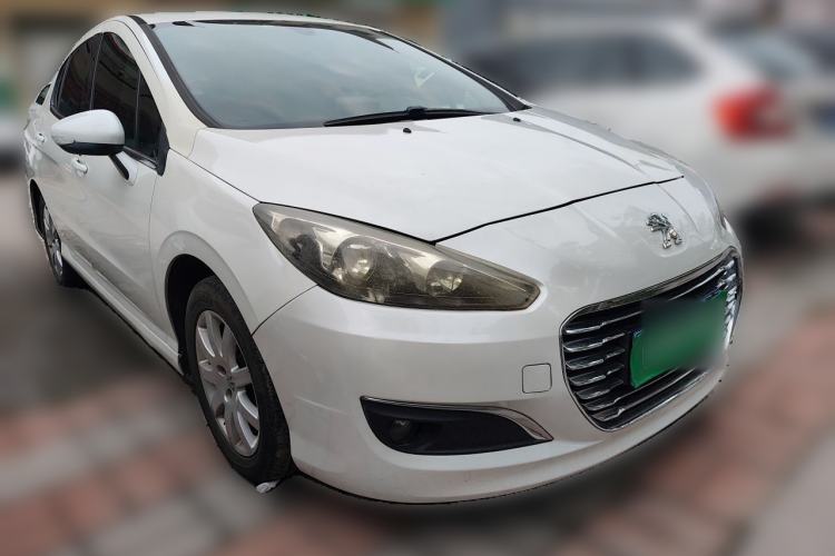 Used Peugeot 308 2013 1.6L Manual YouShang Model Front Right 45 Deg