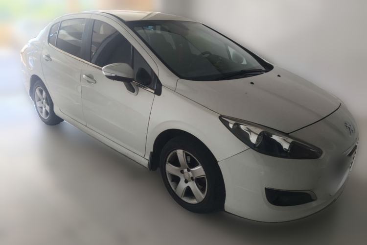 Used Peugeot 308 2013 1.6L Manual YouShang Model Front Right 45 Deg