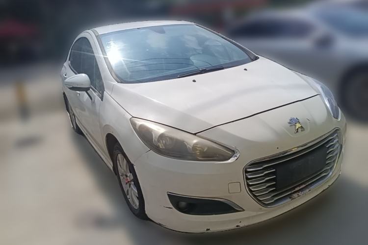 Used Peugeot 308 2013 1.6L Manual YouShang Model Front Right 45 Deg
