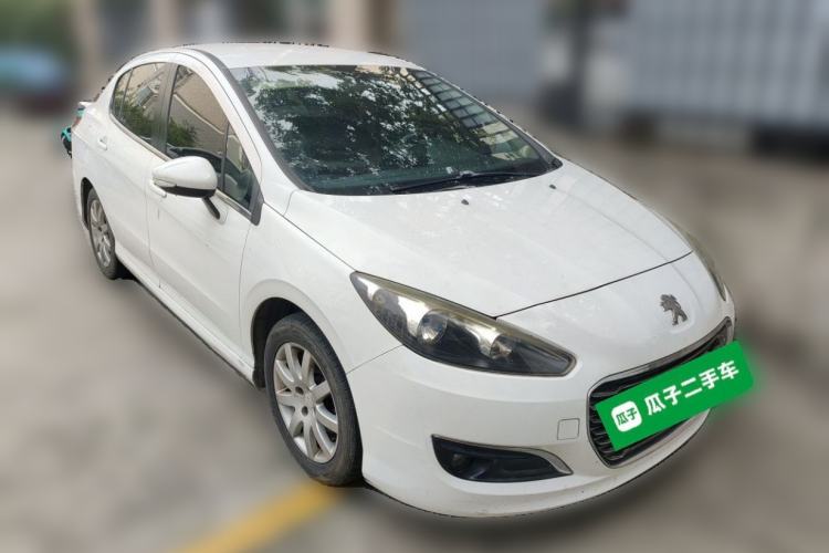 Used Peugeot 308 2013 1.6L Manual YouShang Model Front Right 45 Deg