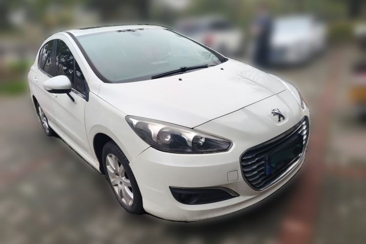 Used Peugeot 308 2013 1.6L Automatic Fashion Model Front Right 45 Deg