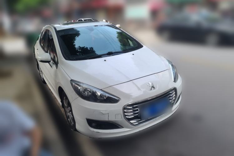 Used Peugeot 308 2013 1.6L Automatic Fashion Model Front Right 45 Deg