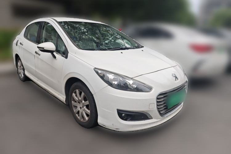 Used Peugeot 308 2013 1.6L Manual YouShang Model Front Right 45 Deg