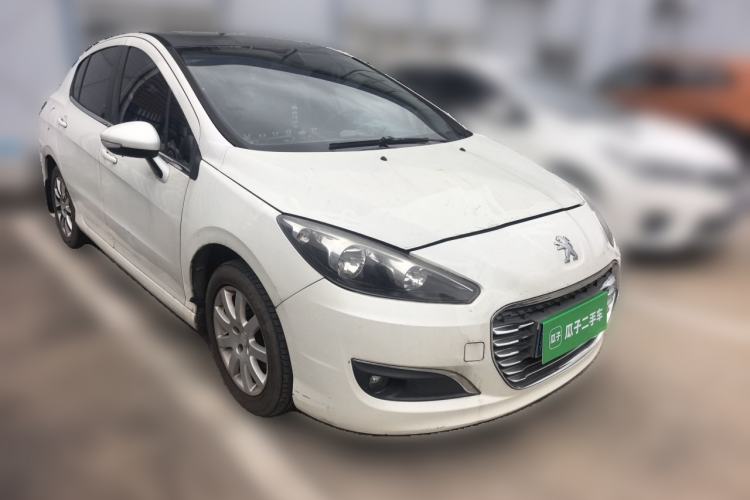 Used Peugeot 308 2013 1.6L Automatic Fashion Model Front Right 45 Deg