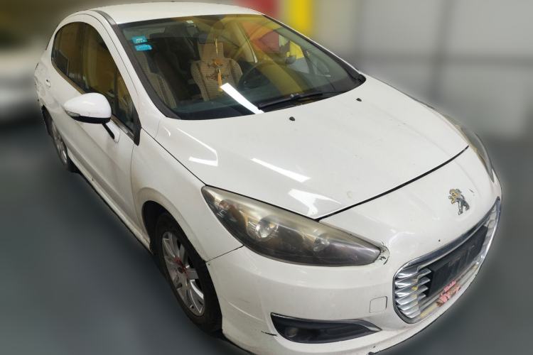 Used Peugeot 308 2013 1.6L Manual YouShang Model Front Right 45 Deg