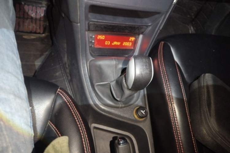 Used Peugeot 308 2013 1.6L Manual YouShang Model Gear Lever