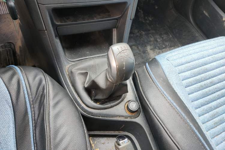 Used Peugeot 308 2013 1.6L Manual YouShang Model Gear Lever