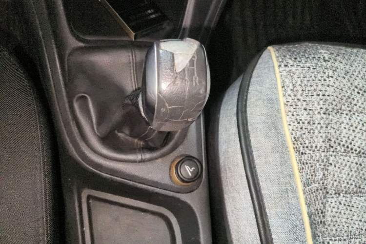 Used Peugeot 308 2013 1.6L Manual YouShang Model Gear Lever