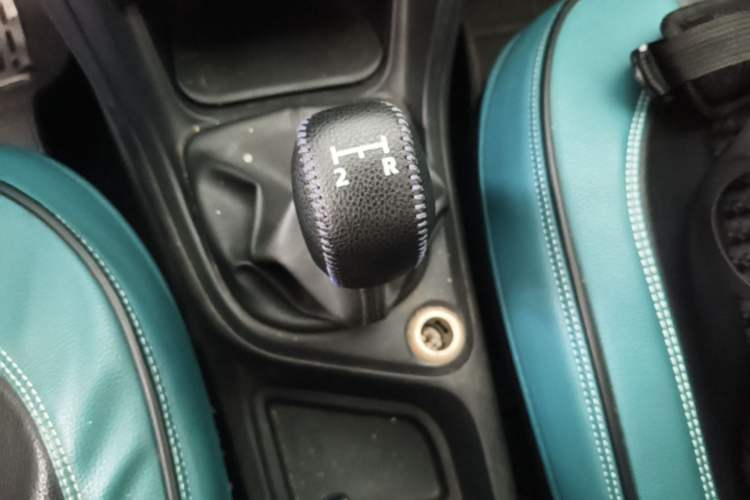 Used Peugeot 308 2013 1.6L Manual YouShang Model Gear Lever