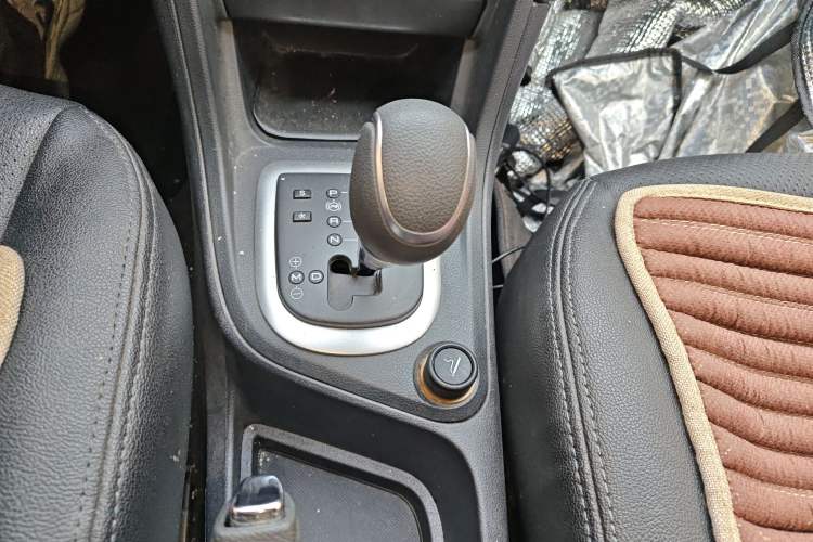 Used Peugeot 308 2013 1.6L Automatic YouShang Model Gear Lever