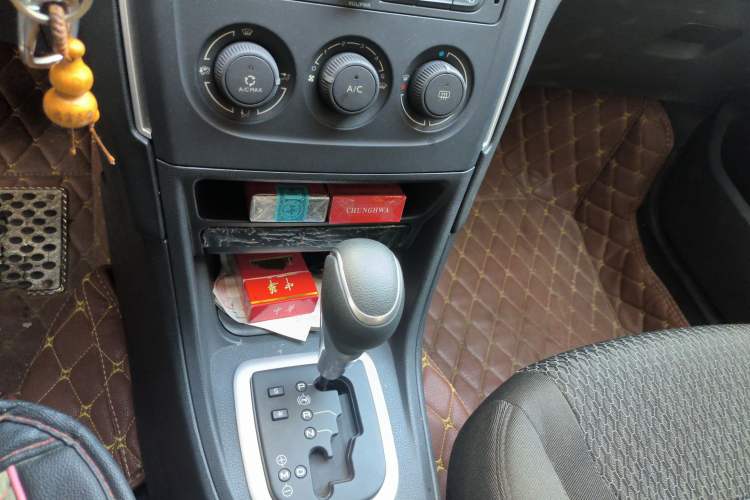 Used Peugeot 308 2013 1.6L Automatic YouShang Model Gear Lever