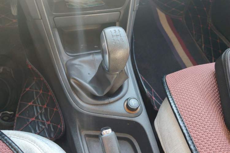 Used Peugeot 308 2013 1.6L Manual YouShang Model Gear Lever