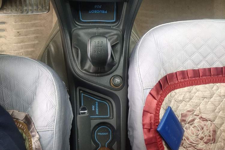 Used Peugeot 308 2013 1.6L Manual YouShang Model Gear Lever