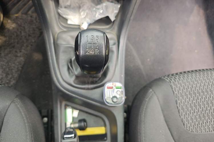 Used Peugeot 308 2013 1.6L Manual YouShang Model Gear Lever