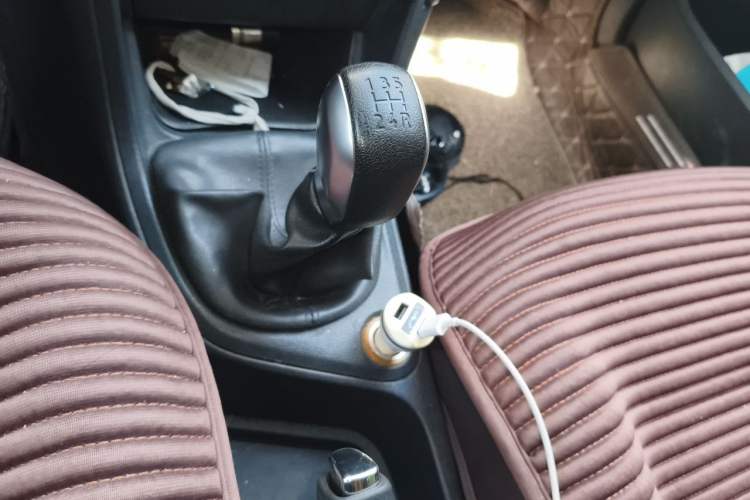 Used Peugeot 308 2013 1.6L Manual YouShang Model Gear Lever