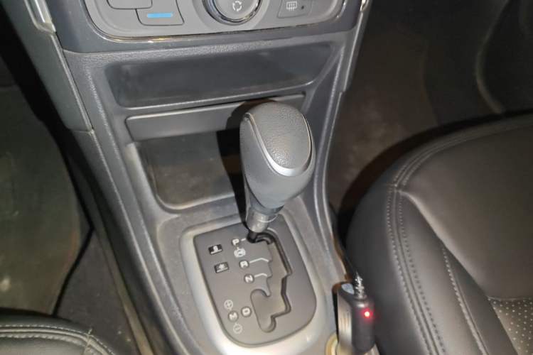 Used Peugeot 308 2013 1.6L Automatic Fashion Model Gear Lever