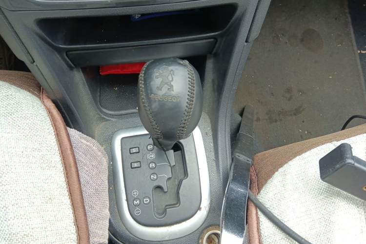 Used Peugeot 308 2013 1.6L Automatic Fashion Model Gear Lever