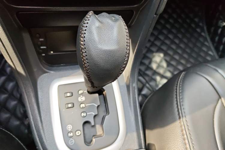 Used Peugeot 308 2013 1.6L Automatic YouShang Model Gear Lever