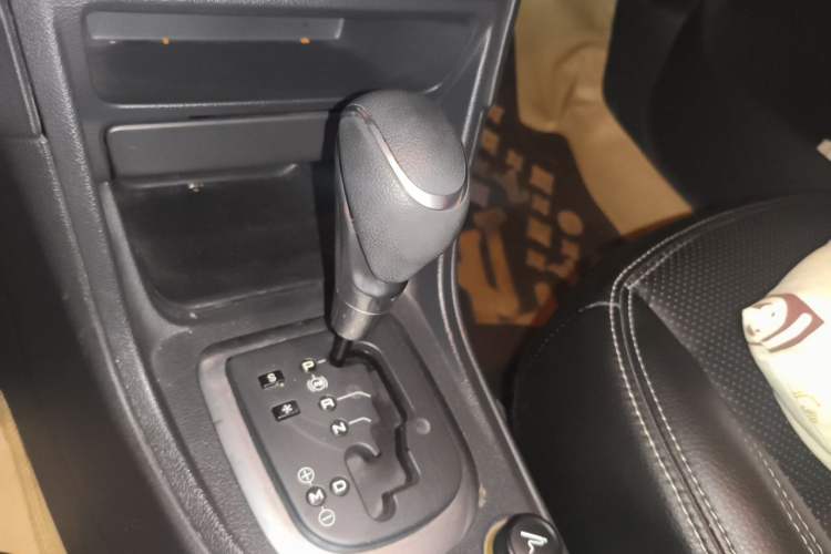 Used Peugeot 308 2013 1.6L Automatic Fashion Model Gear Lever