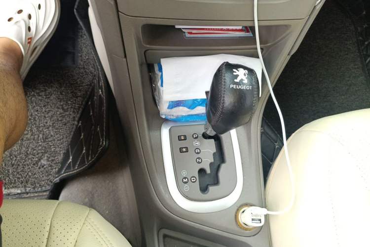Used Peugeot 308 2013 1.6L Automatic YouShang Model Gear Lever
