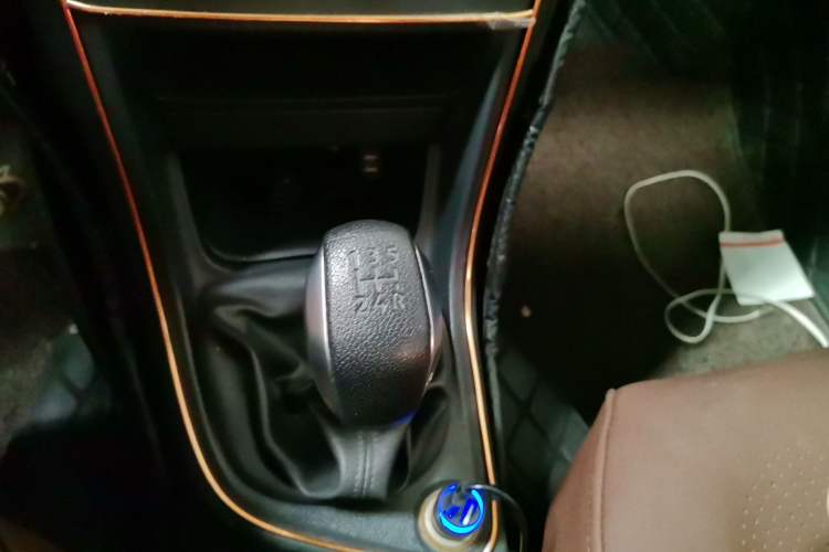 Used Peugeot 308 2013 1.6L Manual YouShang Model Gear Lever