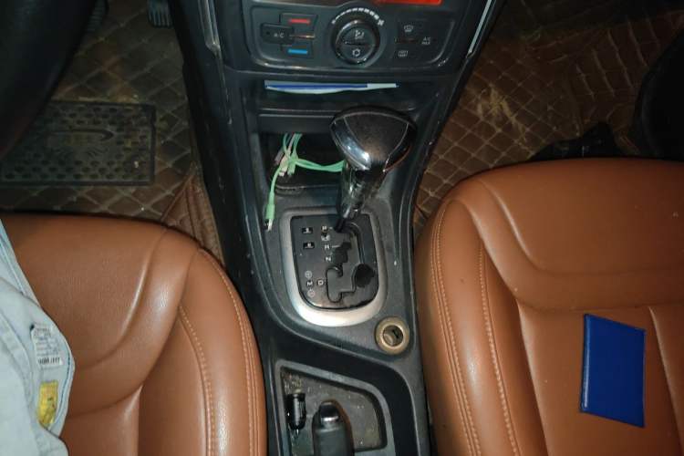 Used Peugeot 308 2013 1.6L Automatic Fashion Model Gear Lever