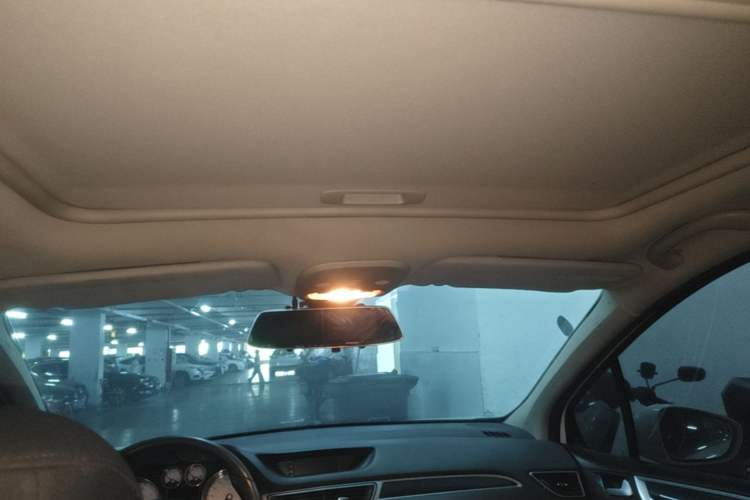 Used Peugeot 308 2013 1.6L Manual YouShang Model Headliner