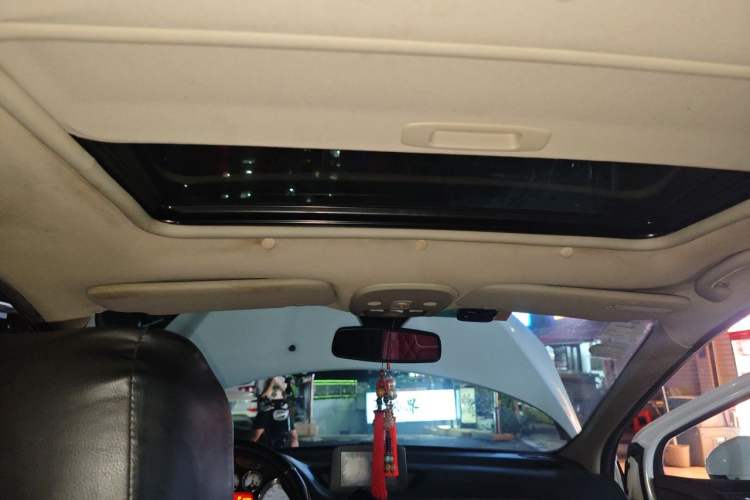 Used Peugeot 308 2013 1.6L Automatic Fashionable Chen Kun Excellent Edition Headliner