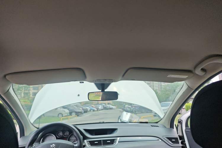 Used Peugeot 308 2013 1.6L Manual YouShang Model Headliner