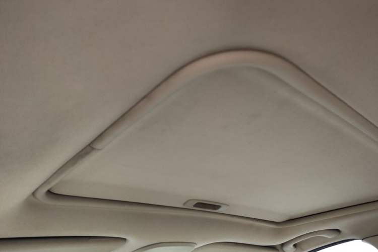 Used Peugeot 308 2013 1.6L Manual Fashion Model Headliner