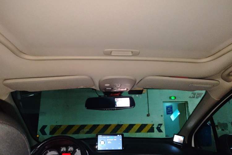 Used Peugeot 308 2013 1.6L Manual Fashion Model Headliner