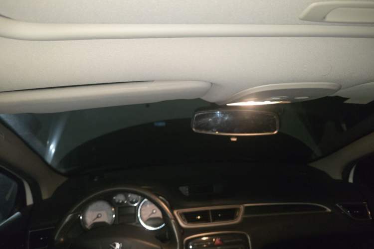 Used Peugeot 308 2013 1.6L Automatic Fashion Model Headliner