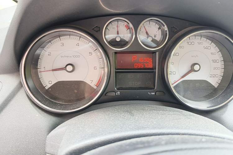 Used Peugeot 308 2013 1.6L Automatic Fashionable Chen Kun Excellent Edition Instrument Cluster
