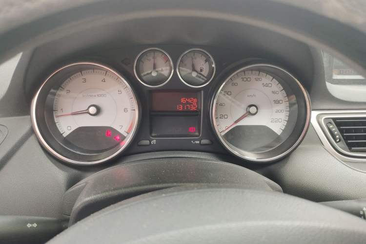Used Peugeot 308 2013 1.6L Manual YouShang Model Instrument Cluster