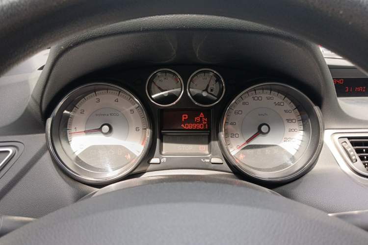 Used Peugeot 308 2013 1.6L Automatic YouShang Model Instrument Cluster