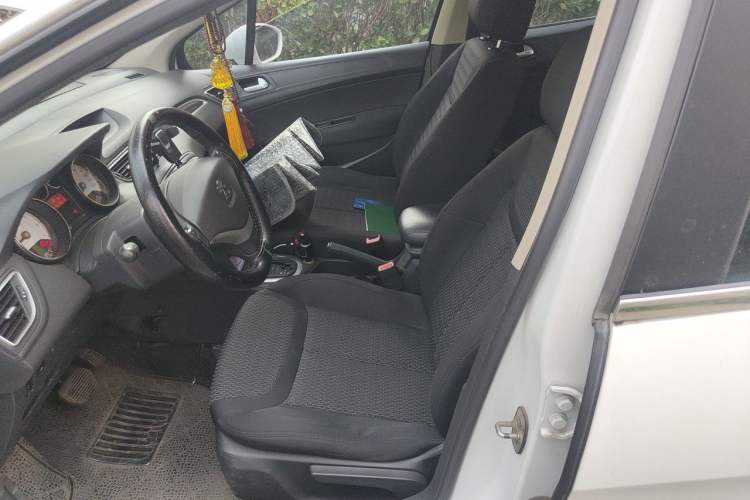 Used Peugeot 308 2013 1.6L Automatic YouShang Model Left Front Seat