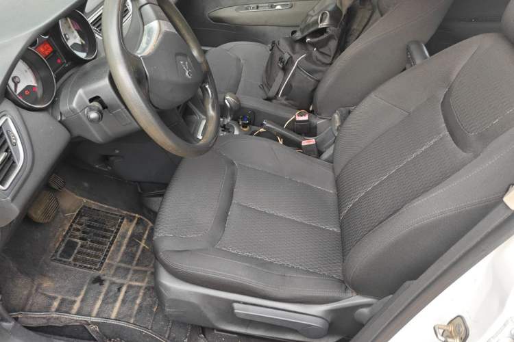 Used Peugeot 308 2013 1.6L Automatic YouShang Model Left Front Seat