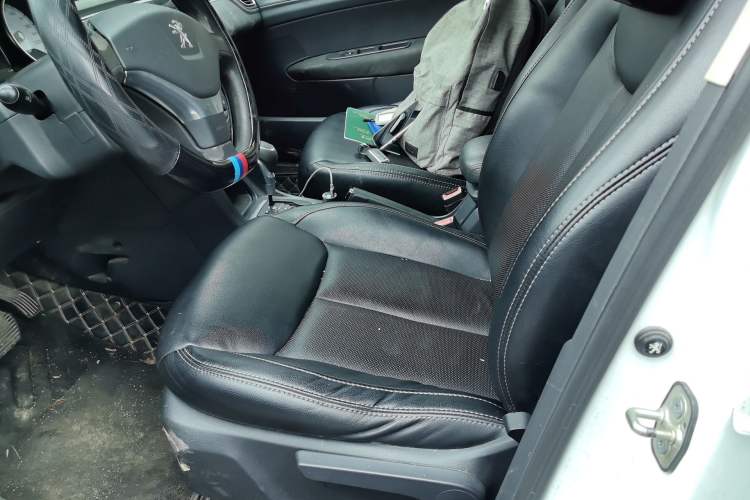 Used Peugeot 308 2013 1.6L Automatic YouShang Model Left Front Seat