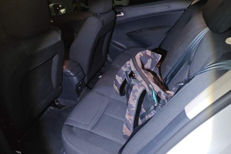 Used Peugeot 308 2013 1.6L Automatic YouShang Model Left Rear Seat