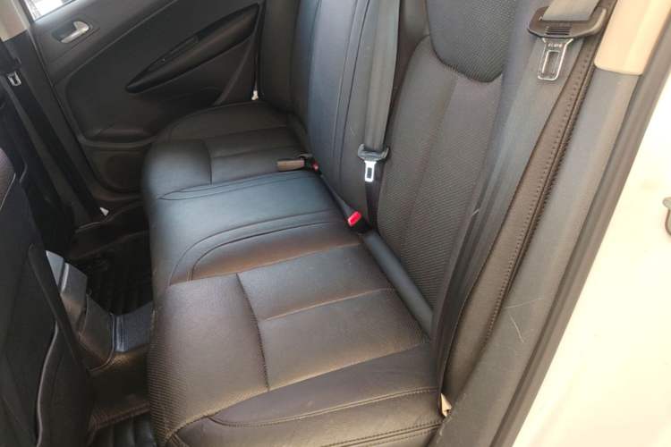 Used Peugeot 308 2013 1.6L Automatic YouShang Model Left Rear Seat