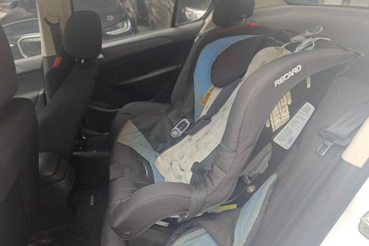 Used Peugeot 308 2013 1.6L Manual YouShang Model Left Rear Seat