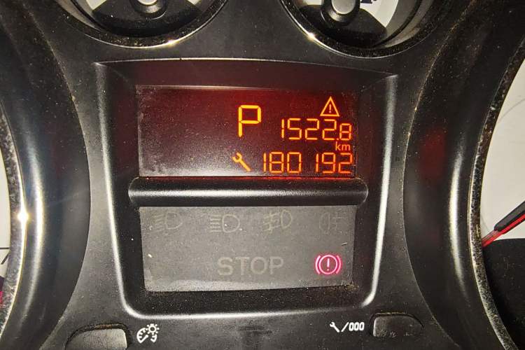 Used Peugeot 308 2013 1.6L Automatic YouShang Model Odometer Close Up