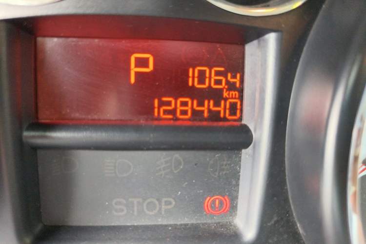 Used Peugeot 308 2013 1.6L Automatic Fashion Model Odometer Close Up