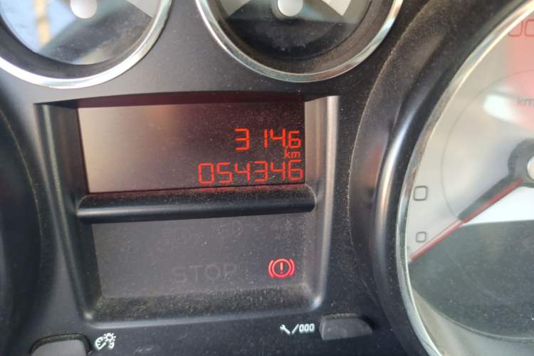 Used Peugeot 308 2013 1.6L Manual Fashion Model Odometer Close Up