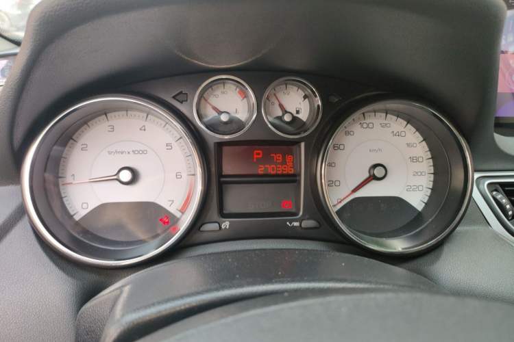 Used Peugeot 308 2013 1.6L Automatic YouShang Model Odometer Close Up