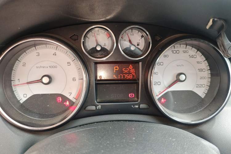 Used Peugeot 308 2013 1.6L Automatic YouShang Model Odometer Close Up