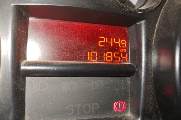 Used Peugeot 308 2013 1.6L Manual YouShang Model CNG Odometer Close Up