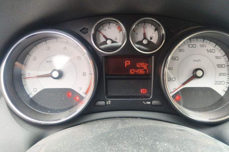 Used Peugeot 308 2013 1.6L Automatic YouShang Model Odometer Close Up